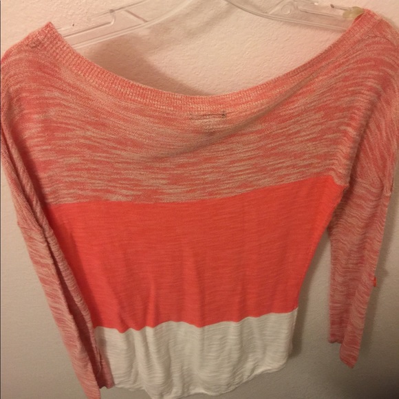 Express Sweater - Picture 3 of 3